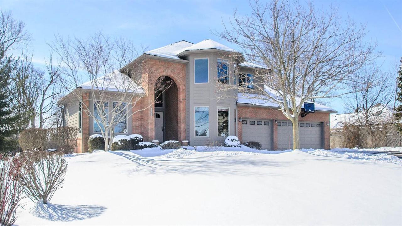 1741 Monterey Ct - Photo 1
