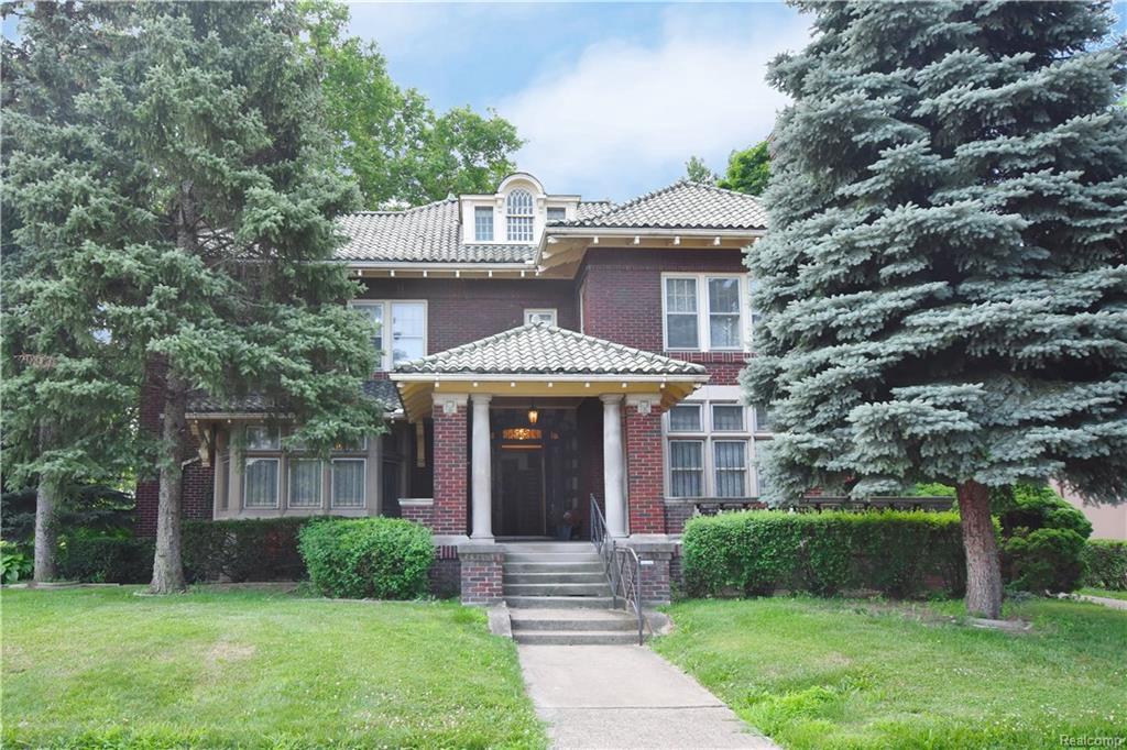 801 Chicago Blvd - Photo 1