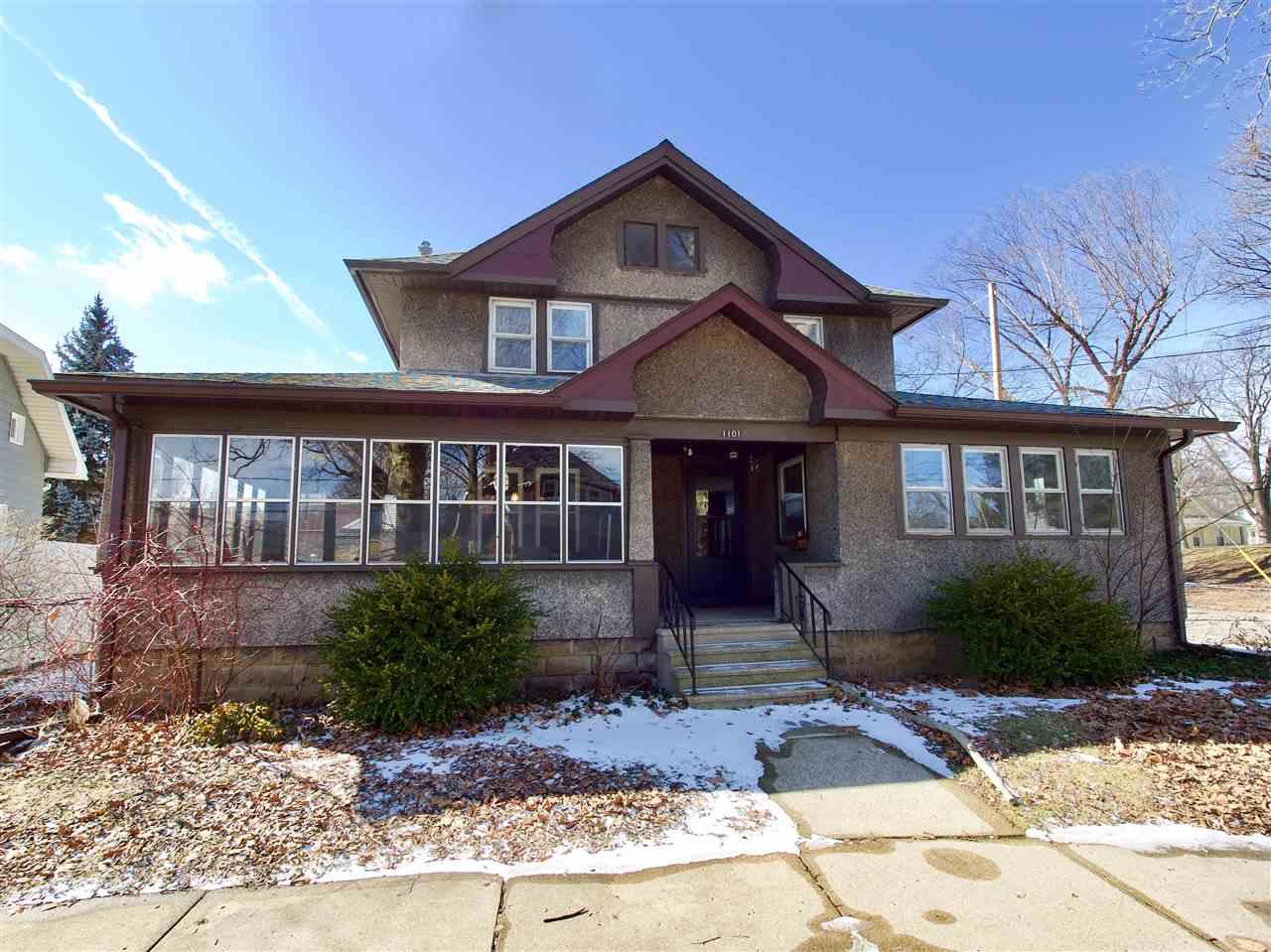 1101 Hamlin Pl - Photo 1