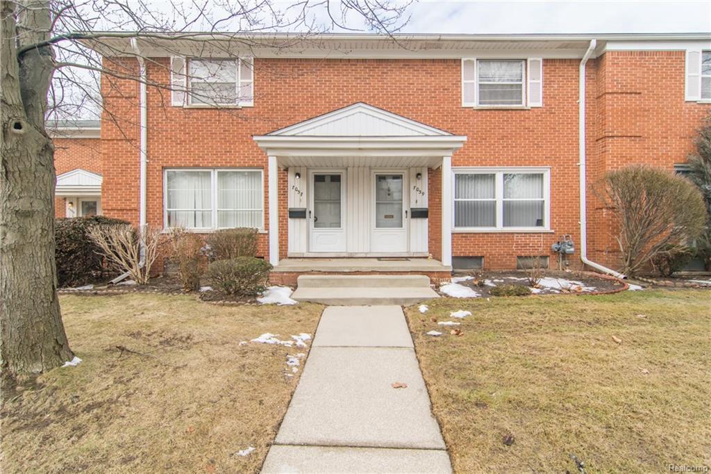7037 Garling Dr - Photo 1