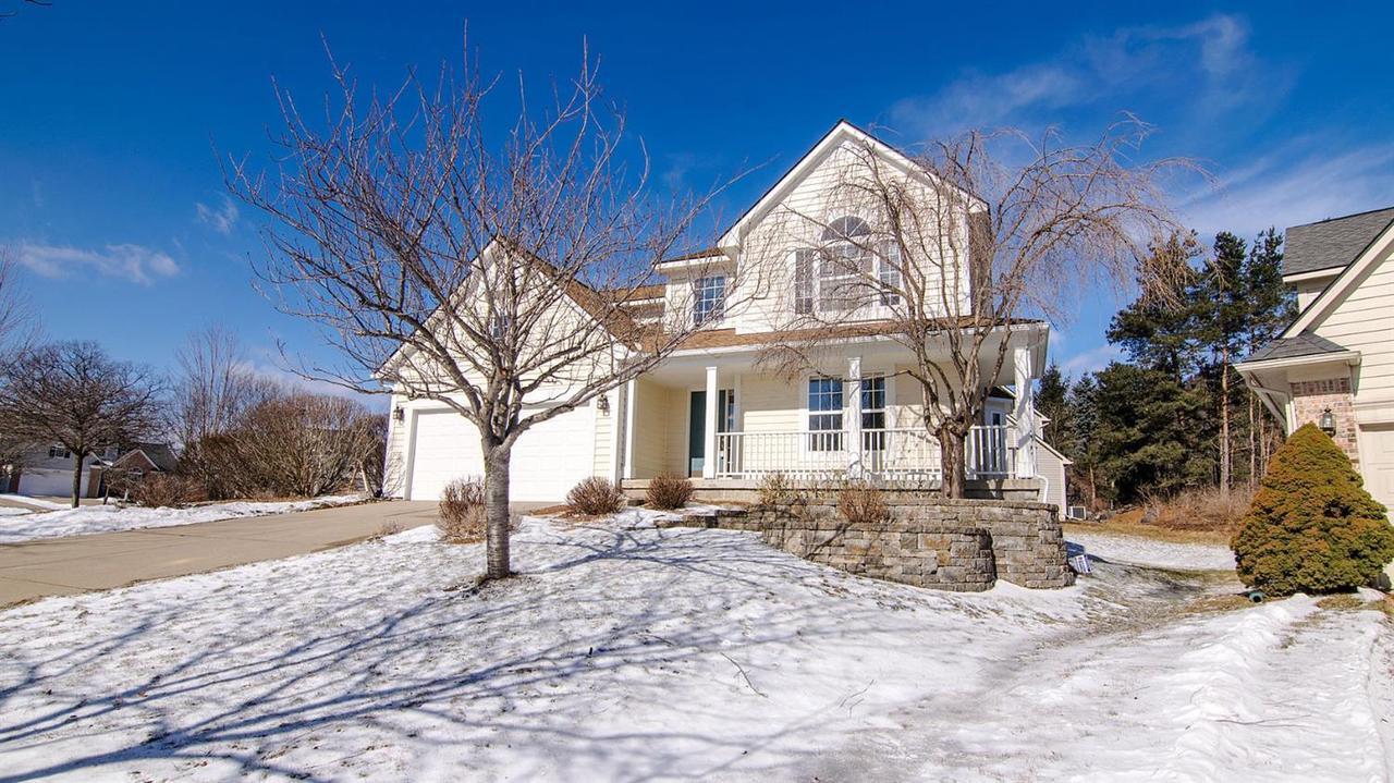 4823 Ridgeside Cir - Photo 1