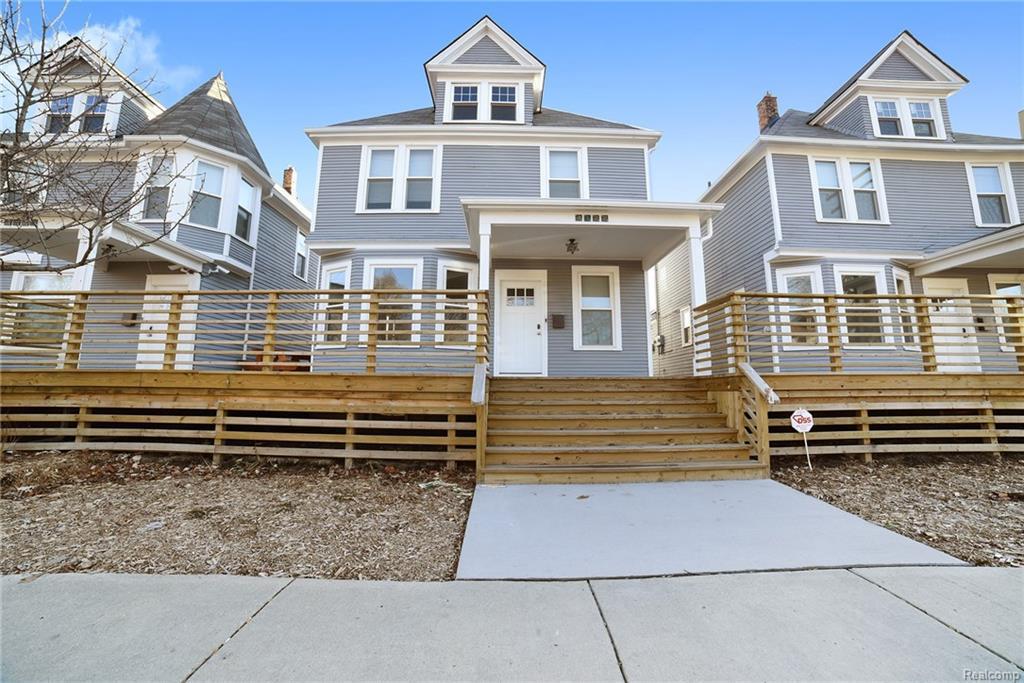 8122 Kercheval - Photo 1