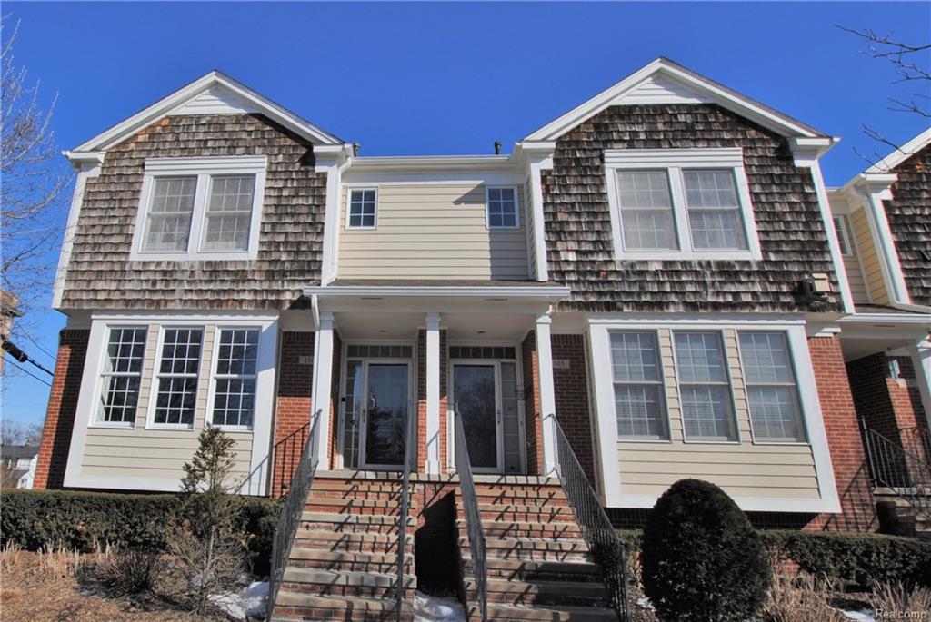 1103 Main St - Photo 1