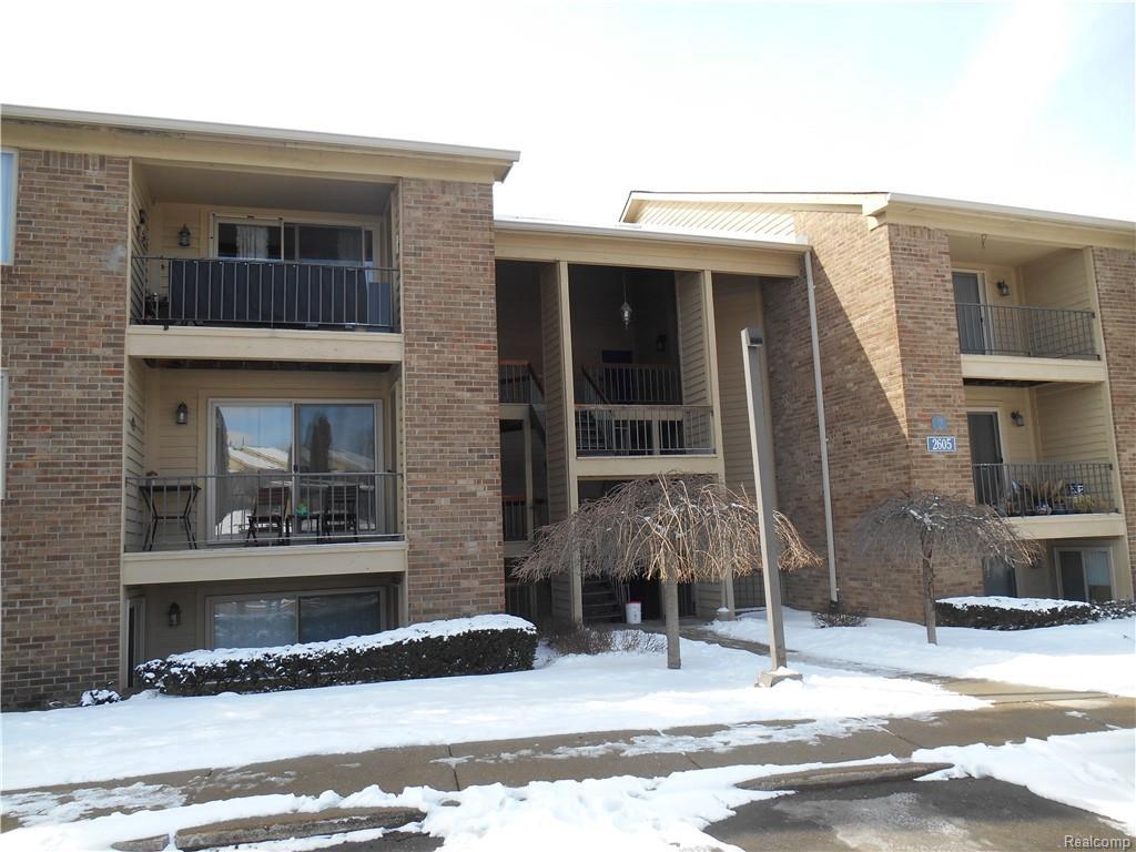 2605 Greenstone Blvd - Photo 1