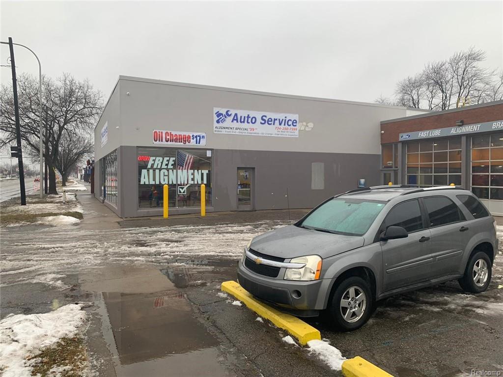 13560 Eureka Rd - Photo 1