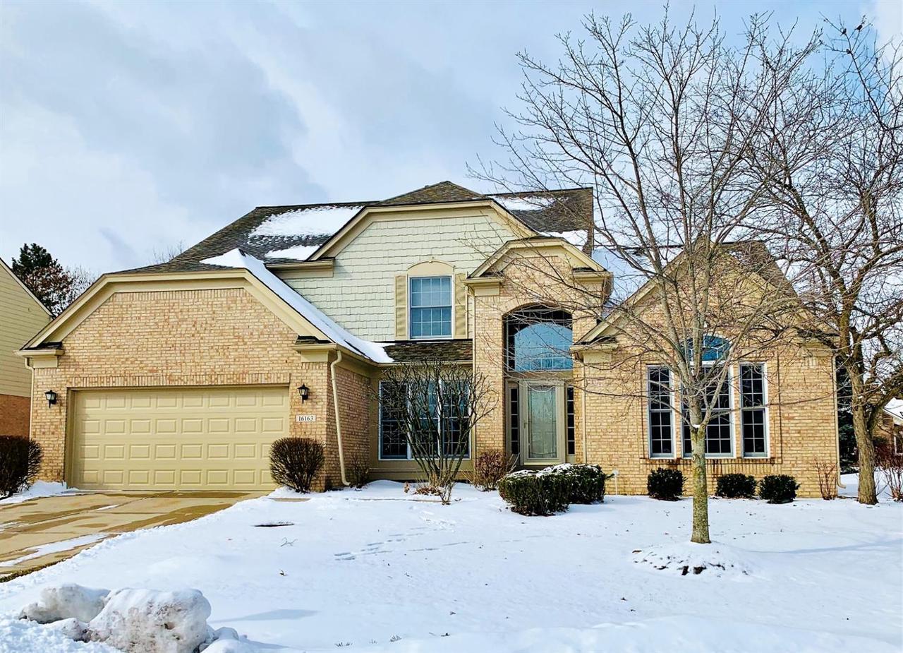 16163 Homestead Cir - Photo 1