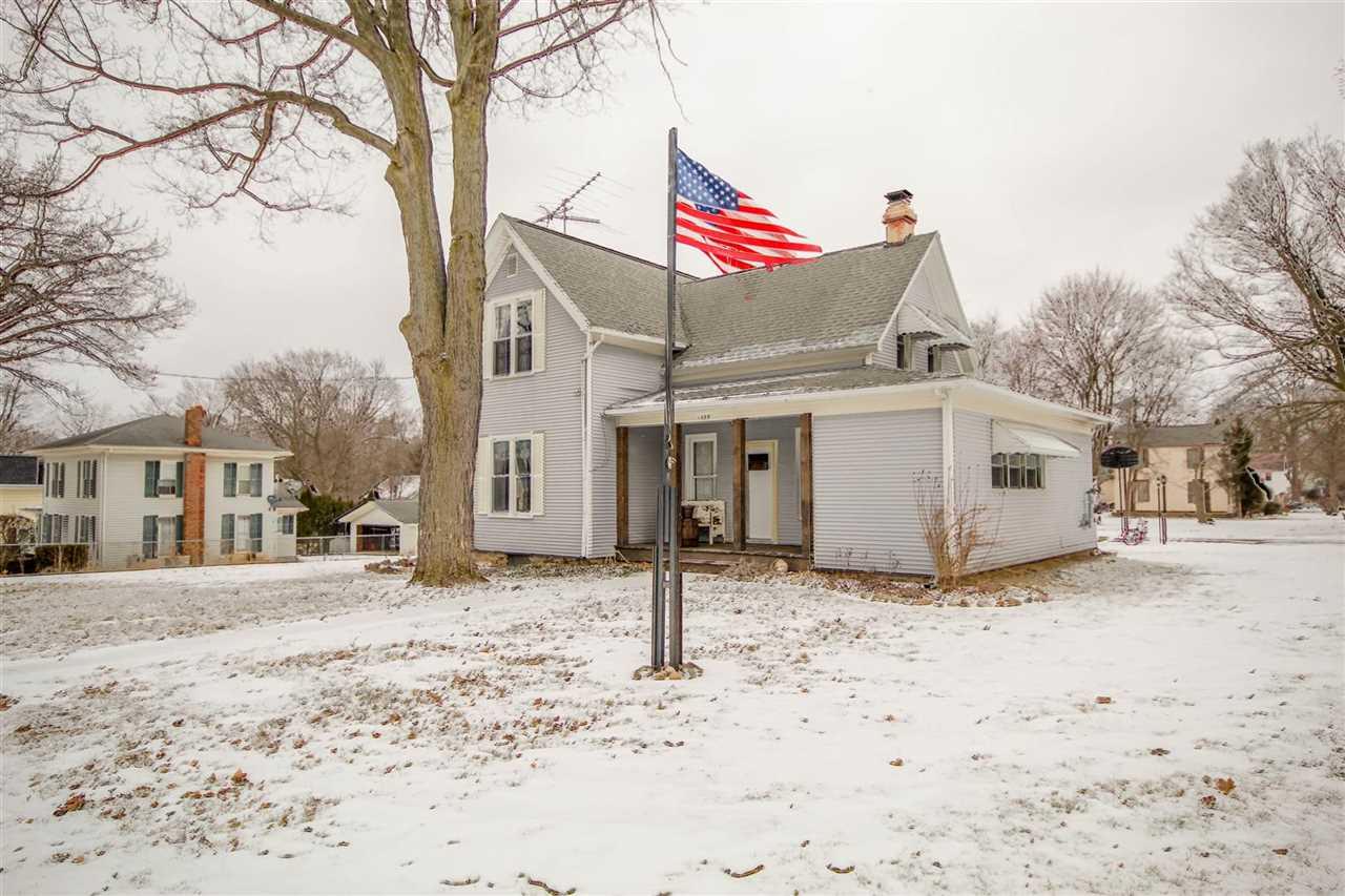 135 Union St - Photo 1