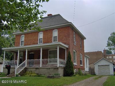 21 Norwood Ave - Photo 1
