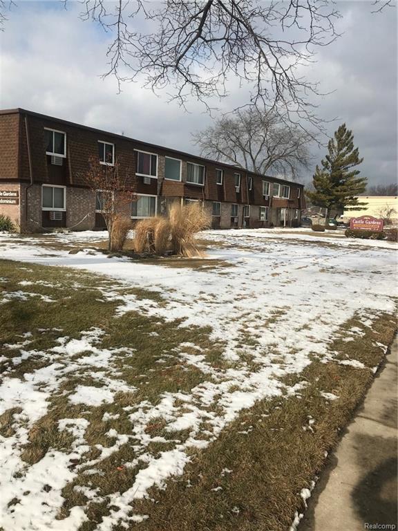 30201 Utica Rd - Photo 1