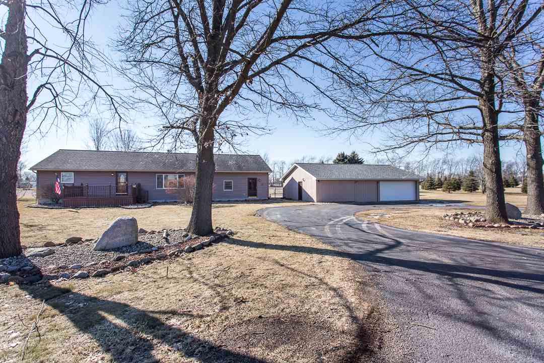 545 Gibbs Rd - Photo 1