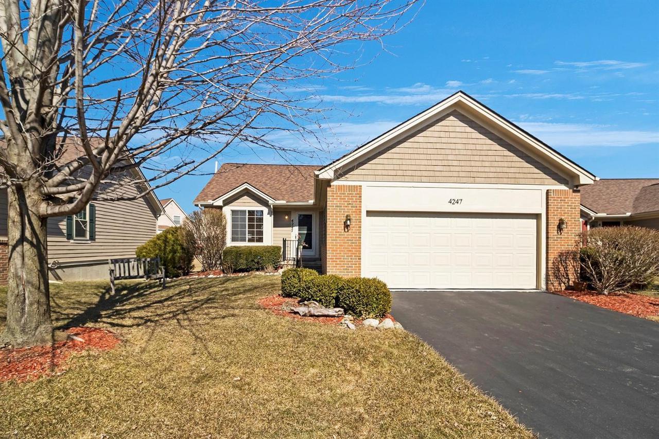 4247 Boulder Pond Dr - Photo 1