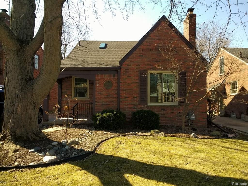 409 Belanger St - Photo 1