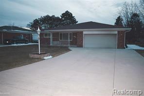 37051 Almont Dr E - Photo 1