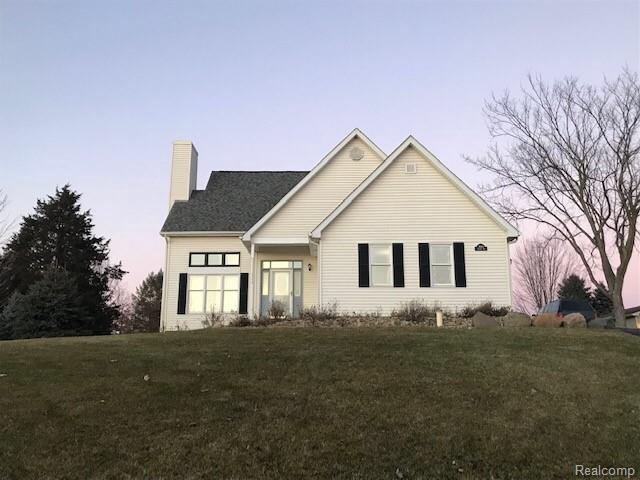 7661 Thunder Bay Drive - Photo 1