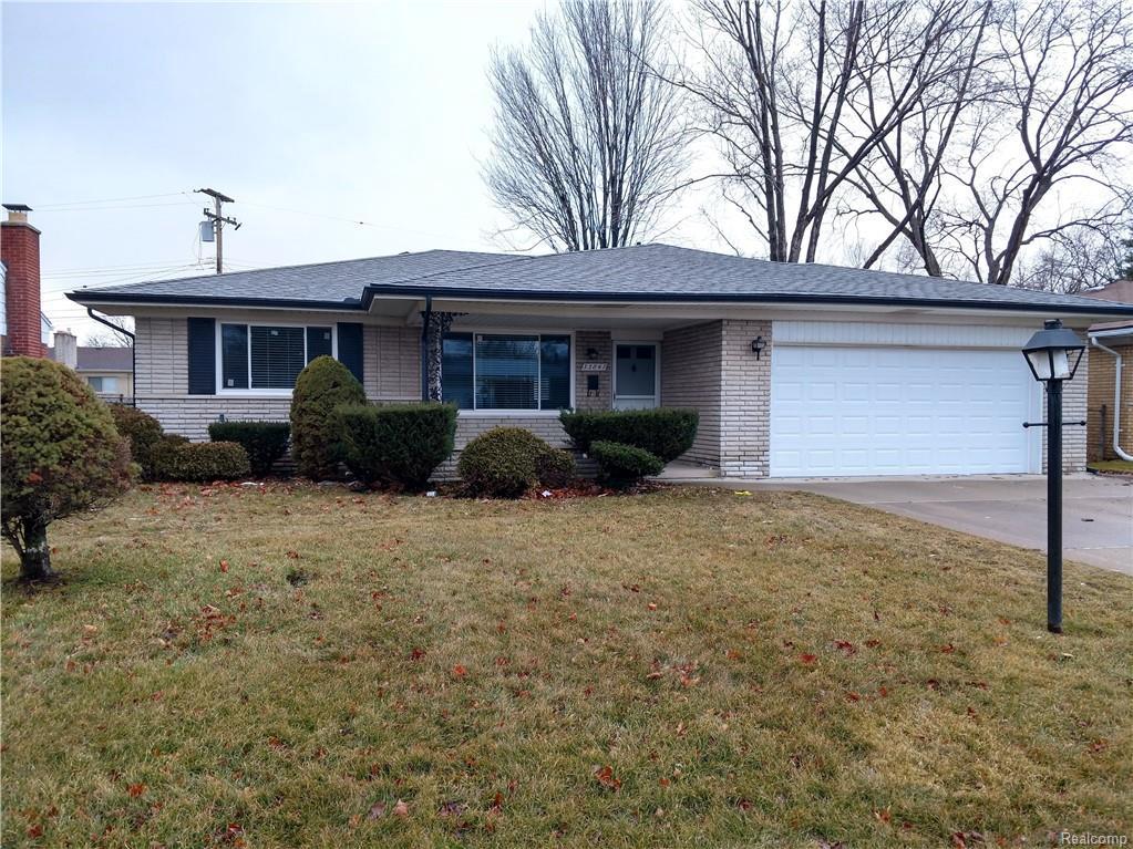 33847 Somerset Dr - Photo 1