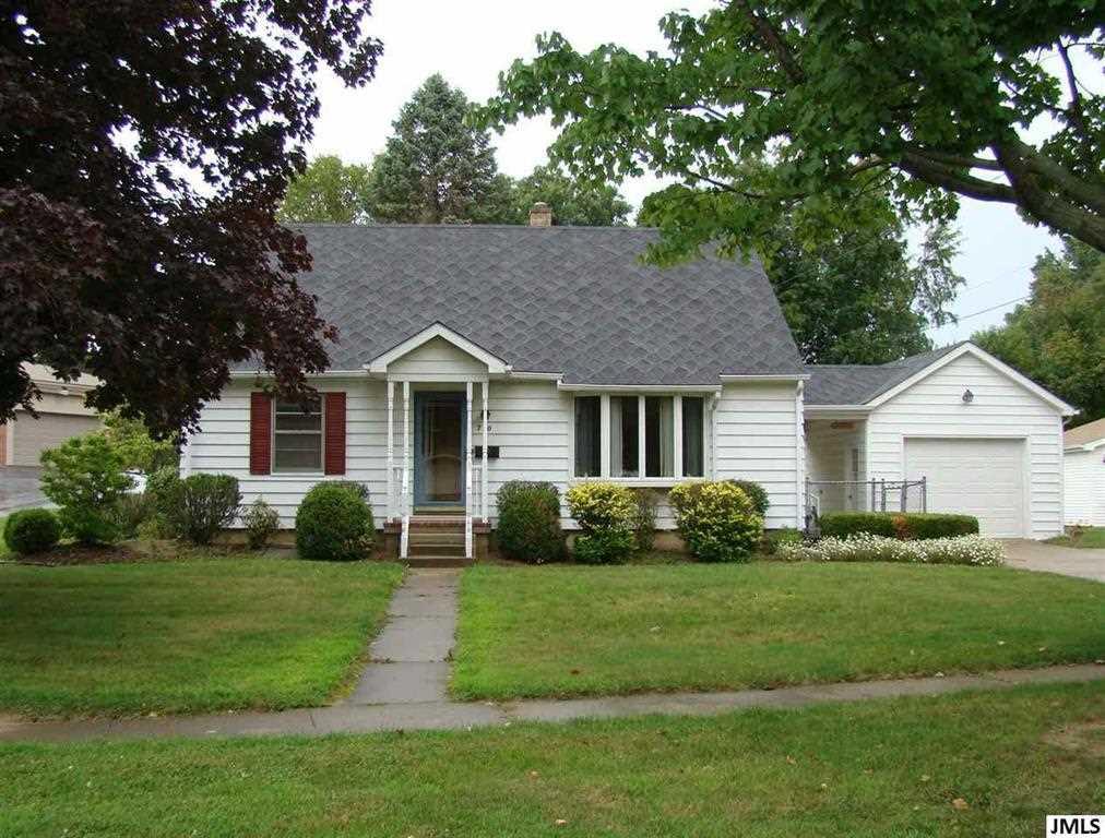 710 Orchard Dr - Photo 1
