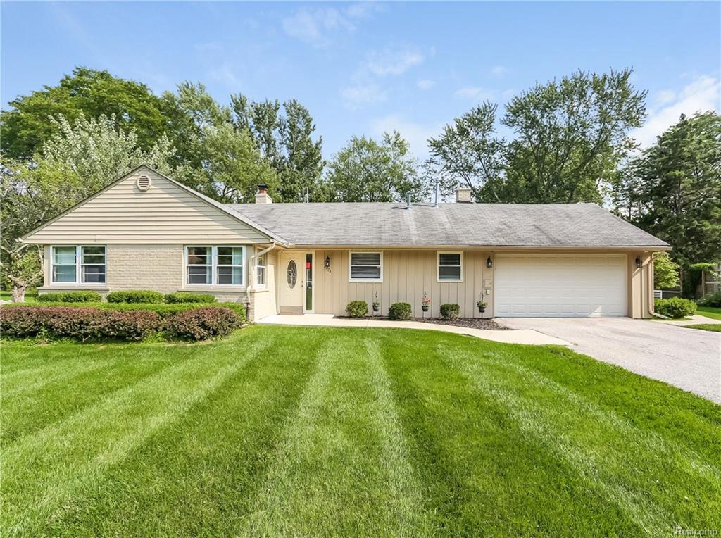 4074 Rouge Circle Dr - Photo 1