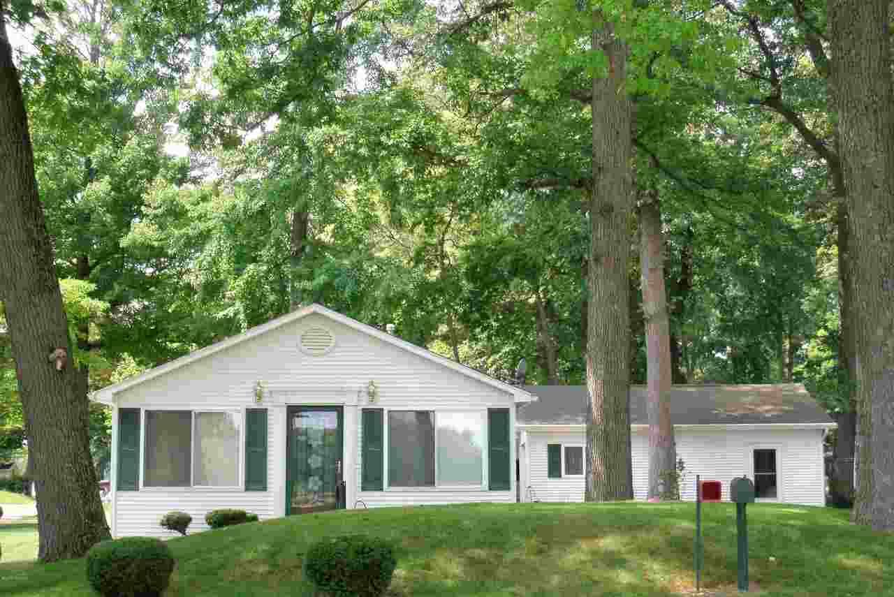 12232 Maple St - Photo 1