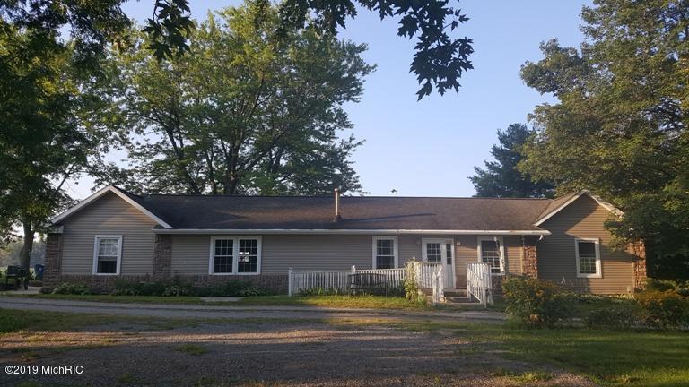 7551 Long Lake Rd - Photo 1