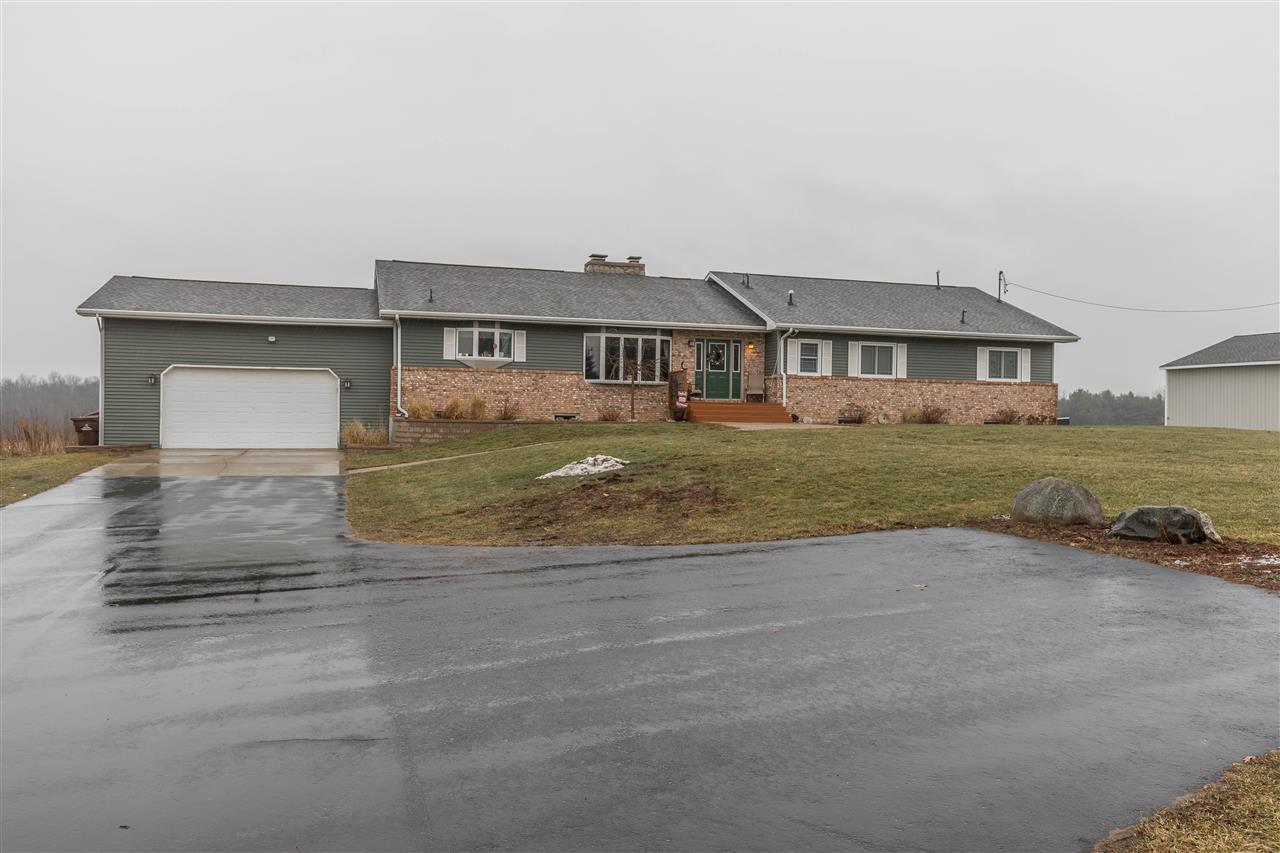2660 Ingalls Rd - Photo 1