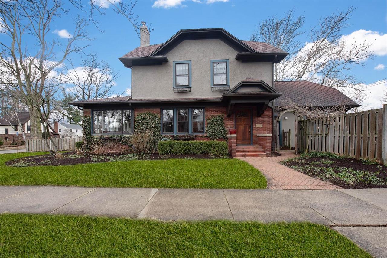 1620 Baldwin Ave - Photo 1