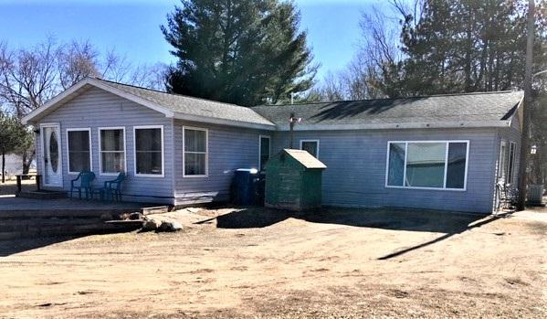 997 Lakeview Dr - Photo 1