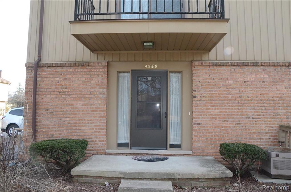 41668 Bedford Dr - Photo 1