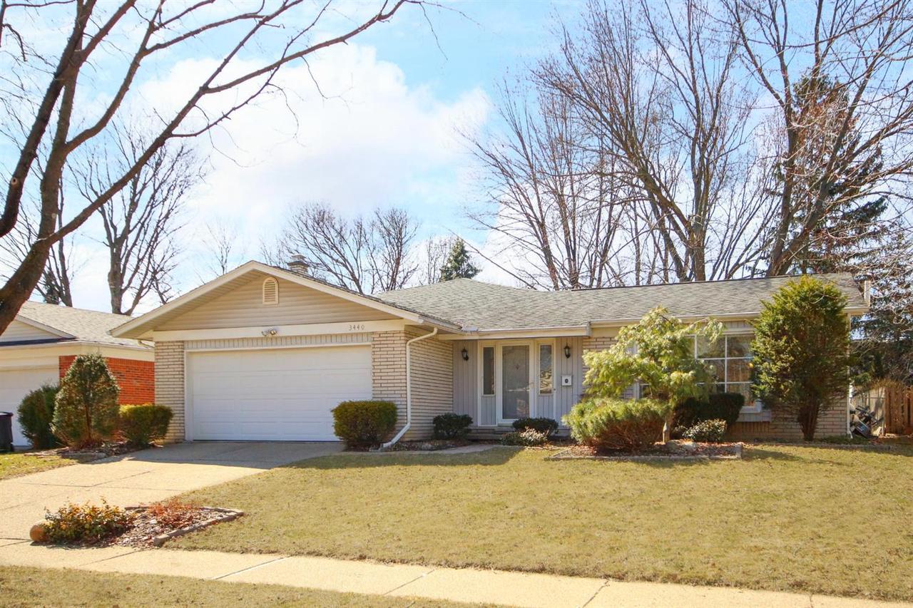 3440 Wexford Ct - Photo 1