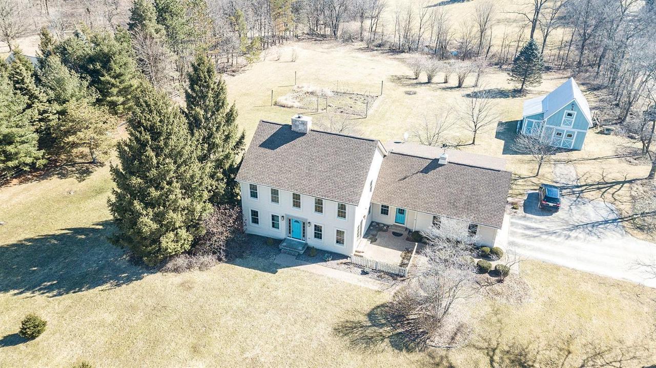 2607 Tessmer - Photo 1