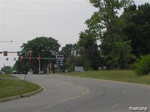 2103 W Michigan - Photo 1