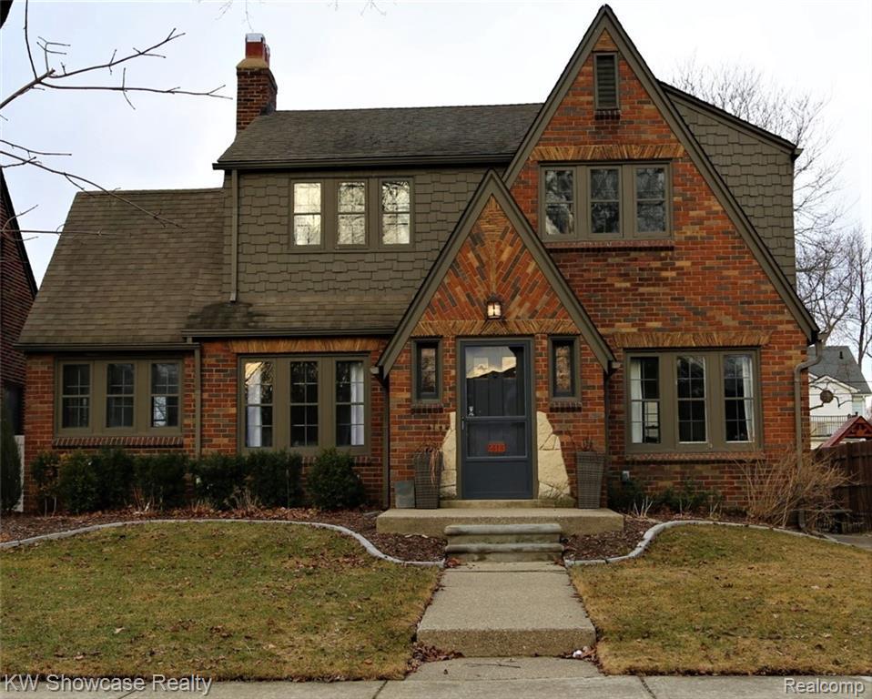 2313 Woodland Ave - Photo 1