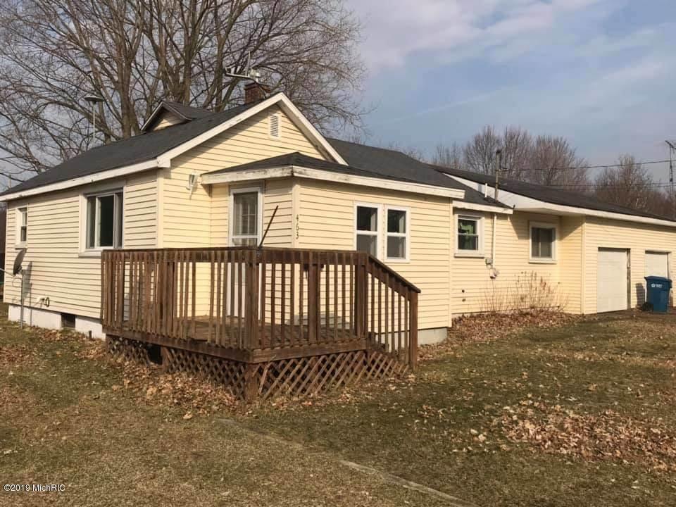 463 Evans St - Photo 1