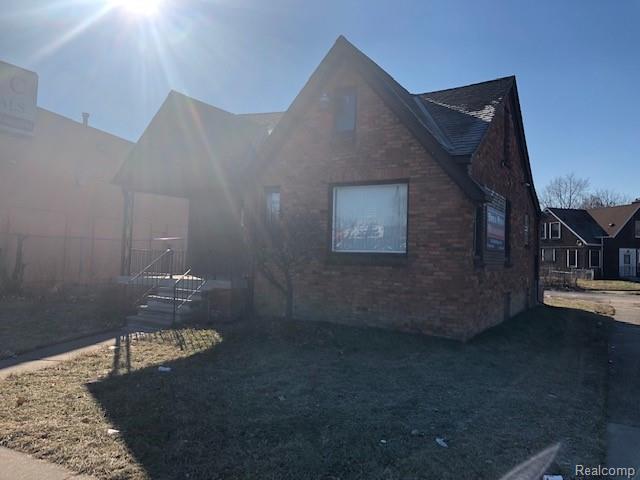 18327 Morang Dr - Photo 1
