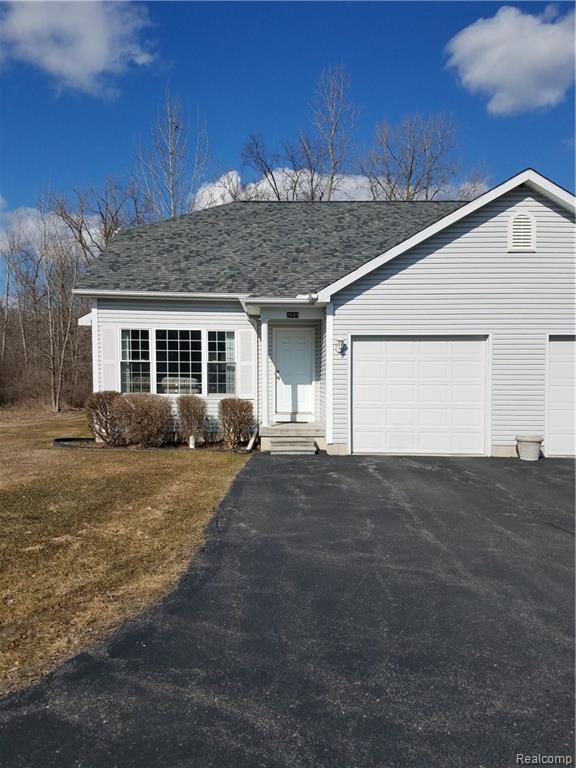 2048 Wright Ln - Photo 1