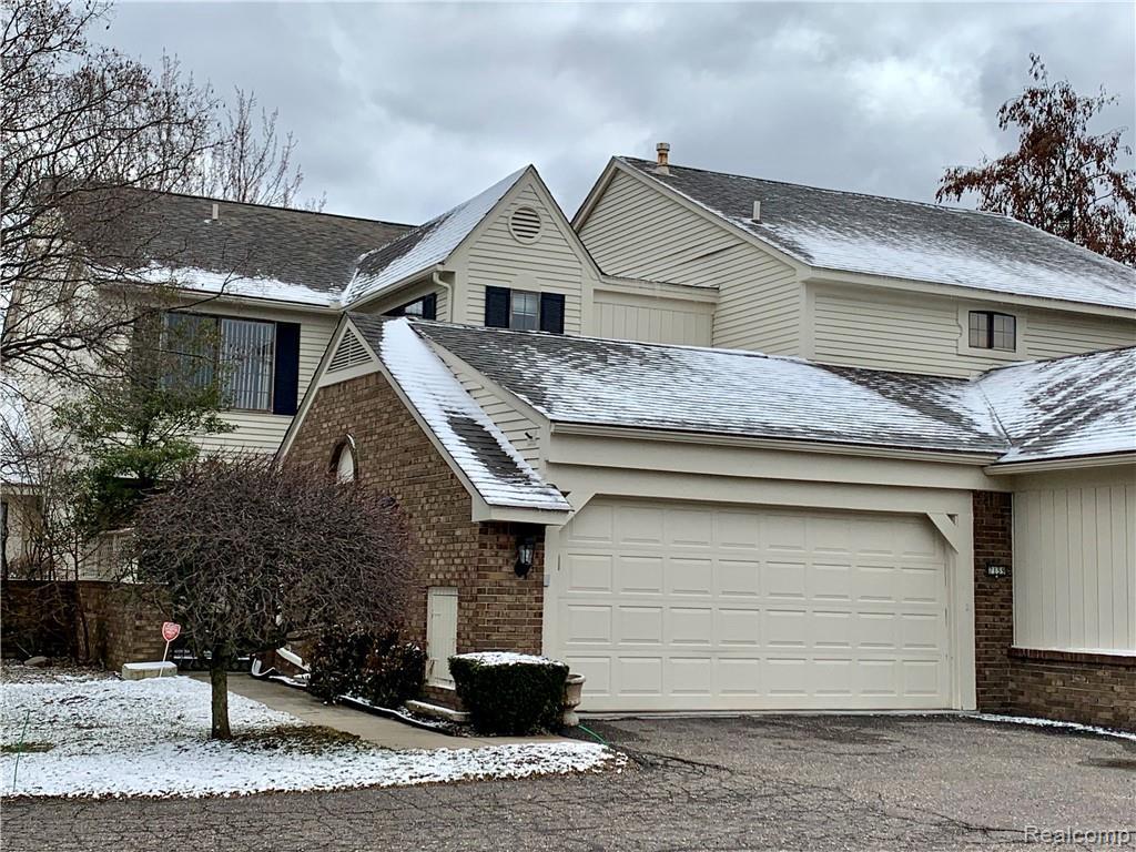 7159 Creeks Crossing - Photo 1