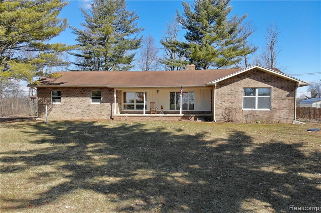 500 Link Dr - Photo 1