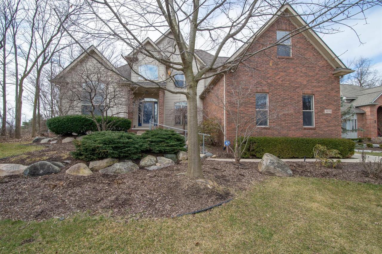 3976 Deer Glen Dr - Photo 1