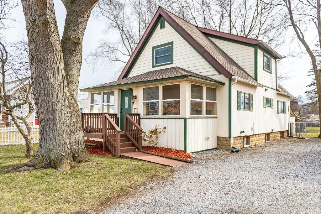 47 Clarence St - Photo 1