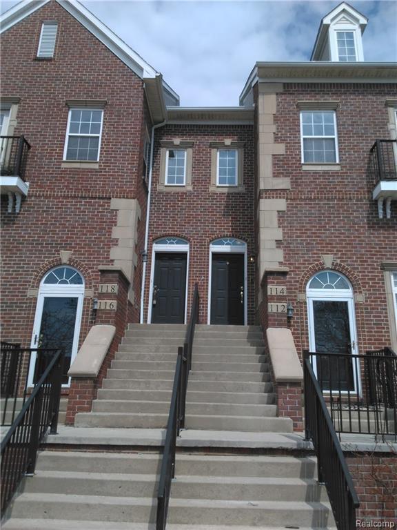 114 West Rd - Photo 1