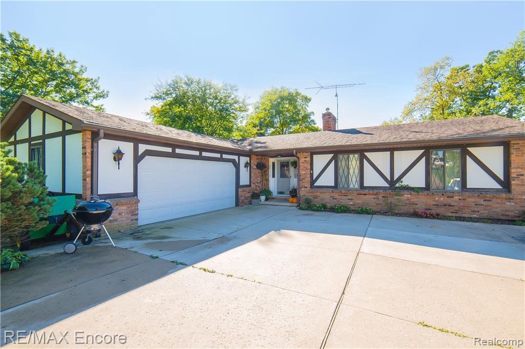4142 Rohr Rd - Photo 1