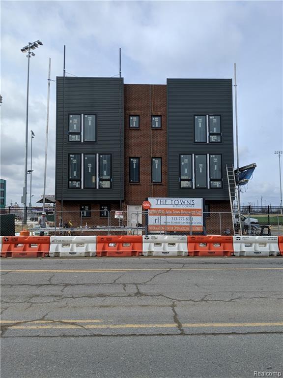 1507 W. Fisher - Photo 1