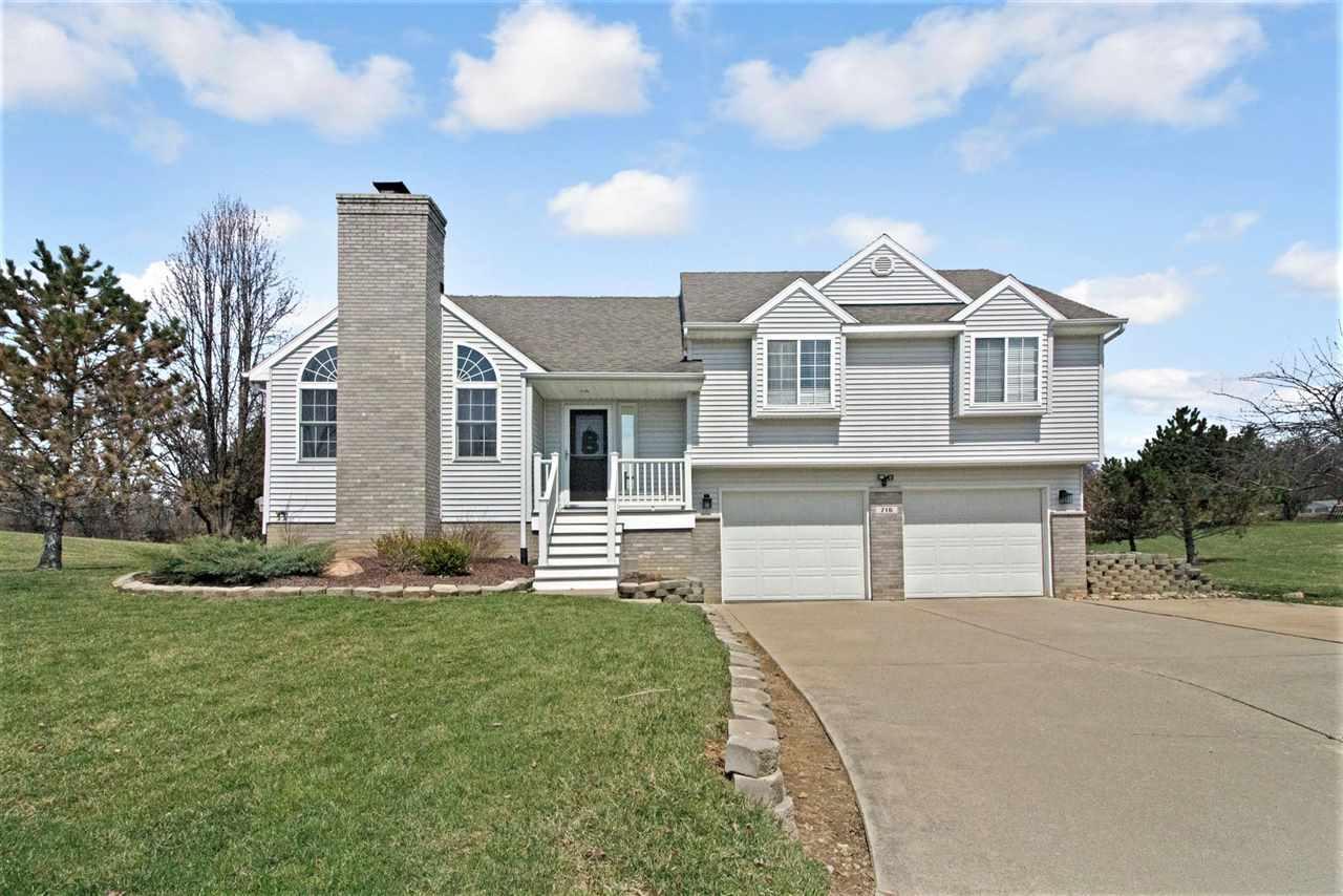 716 Pemberton Ln - Photo 1