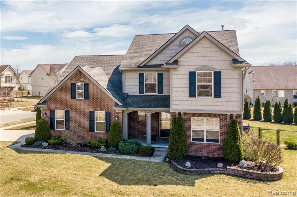 9292 Birch Pointe Dr - Photo 1