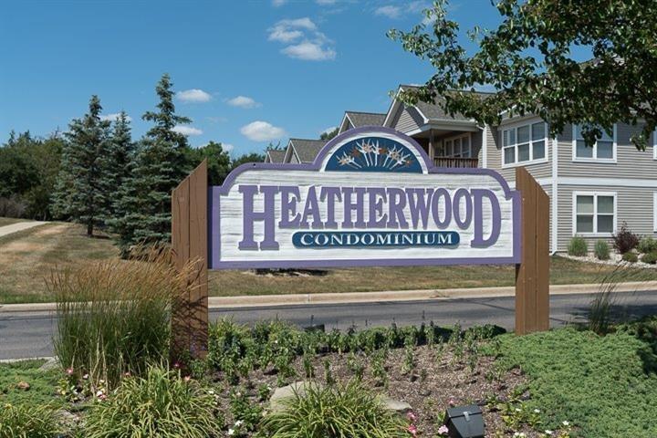 1386 Heatherwood Ln - Photo 1
