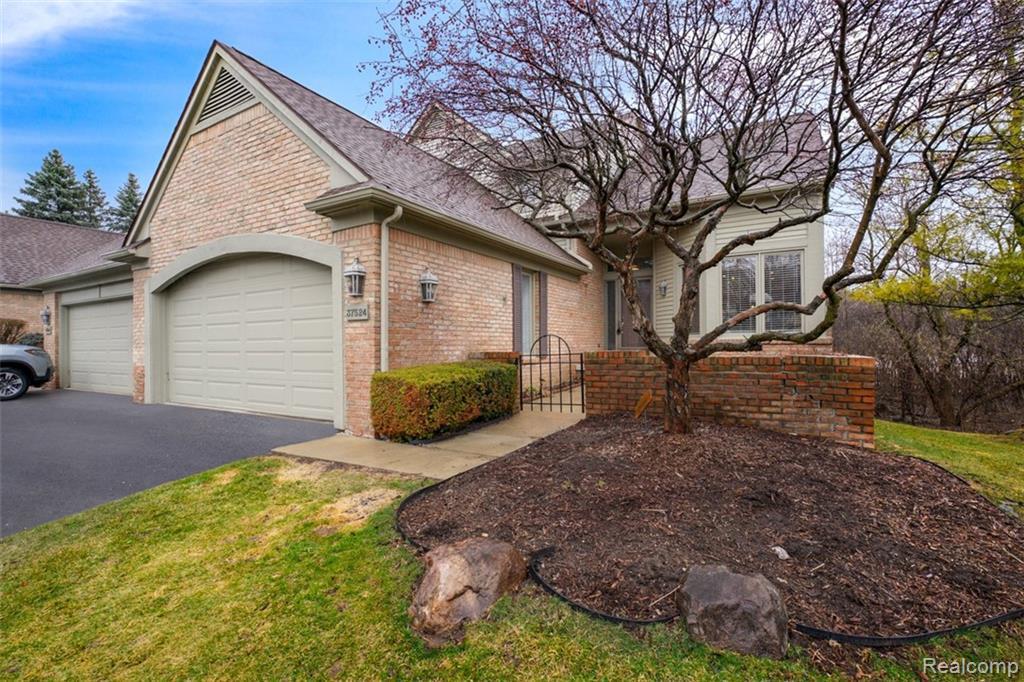 37524 Legends Trail Dr - Photo 1