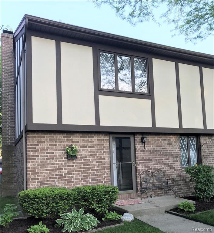 6224 Brookline Crt - Photo 1