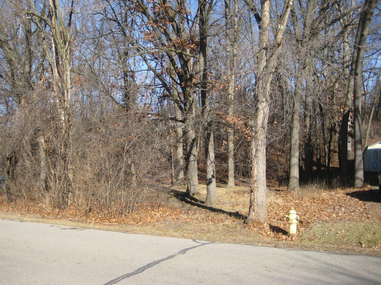 2544 Eastlawn Ave - Photo 1