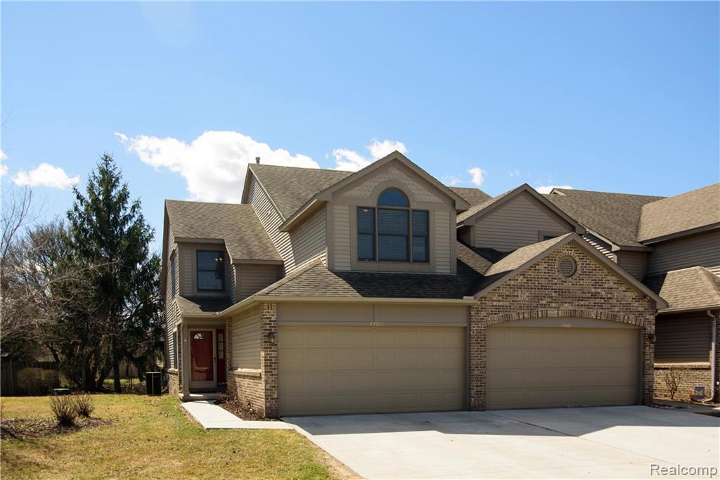 45077 Horseshoe Cir - Photo 1