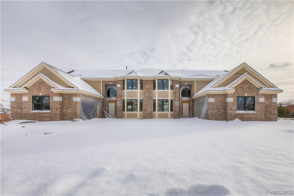 20266 Beacon Way - Photo 1