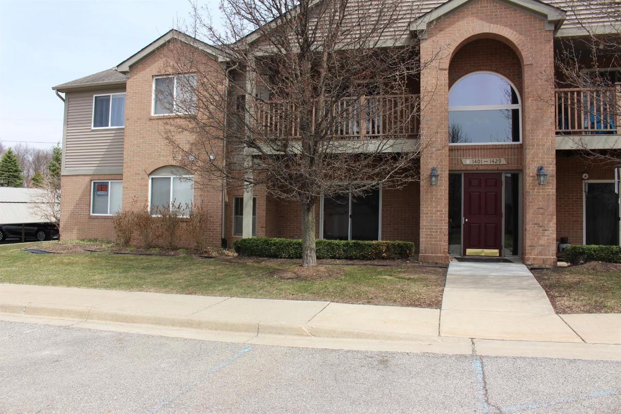 1401 Duncan Dr - Photo 1